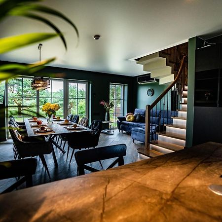 Vila Smiltyne Ant Ezero Kranto Villa Kuodziai Buitenkant foto