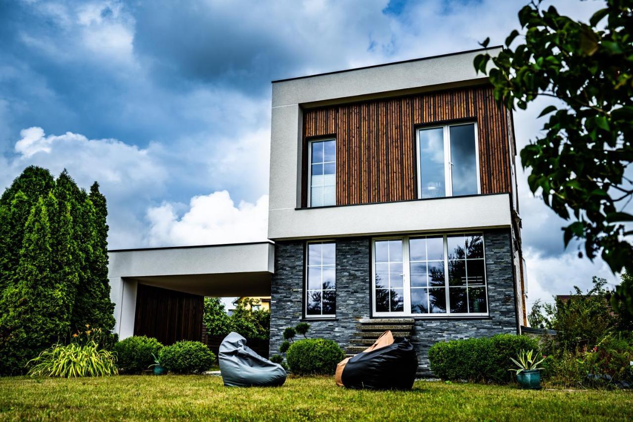 Vila Smiltyne Ant Ezero Kranto Villa Kuodziai Buitenkant foto