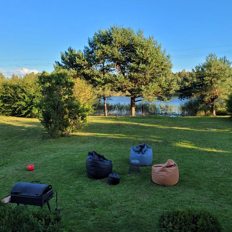 Vila Smiltyne Ant Ezero Kranto Villa Kuodziai Buitenkant foto